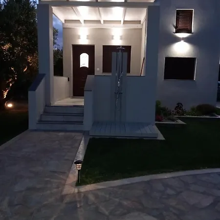 Emmy Villa Anevato