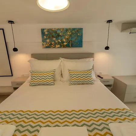 Emmy Villa